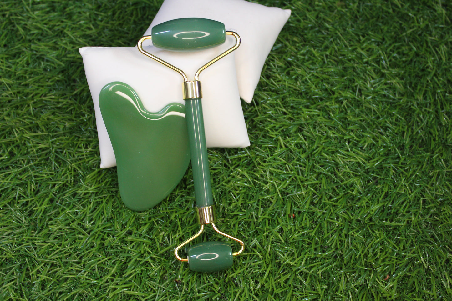 Gua Sha and face rollers- Green Jade